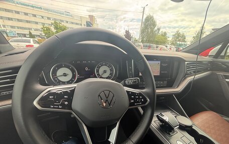 Volkswagen Touareg III, 2022 год, 8 975 000 рублей, 15 фотография
