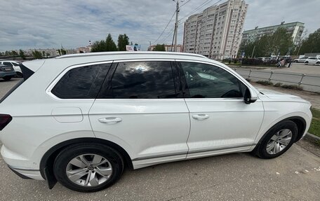 Volkswagen Touareg III, 2022 год, 8 975 000 рублей, 4 фотография