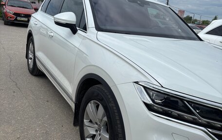 Volkswagen Touareg III, 2022 год, 8 975 000 рублей, 2 фотография