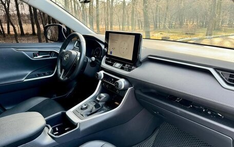 Toyota RAV4, 2022 год, 2 650 400 рублей, 7 фотография