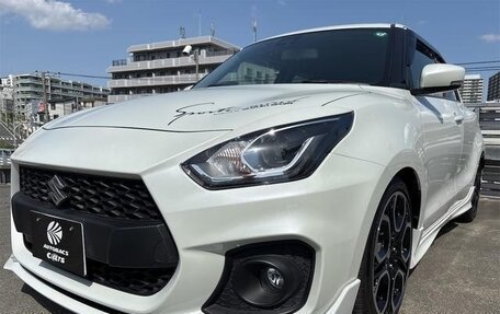 Suzuki Swift V, 2022 год, 1 350 000 рублей, 2 фотография