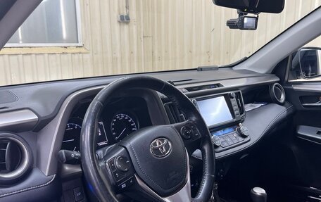 Toyota RAV4, 2019 год, 2 700 000 рублей, 2 фотография