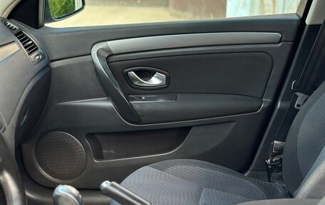 Renault Laguna III рестайлинг, 2008 год, 595 000 рублей, 9 фотография