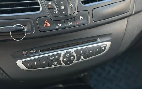 Renault Laguna III рестайлинг, 2008 год, 595 000 рублей, 11 фотография
