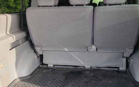 Hyundai H-1 II рестайлинг, 2012 год, 1 000 000 рублей, 13 фотография