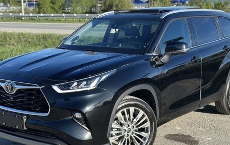 Toyota Highlander, 2025 год, 5 250 000 рублей, 2 фотография