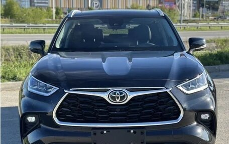 Toyota Highlander, 2025 год, 5 250 000 рублей, 3 фотография
