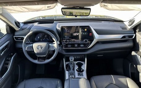 Toyota Highlander, 2025 год, 5 250 000 рублей, 11 фотография
