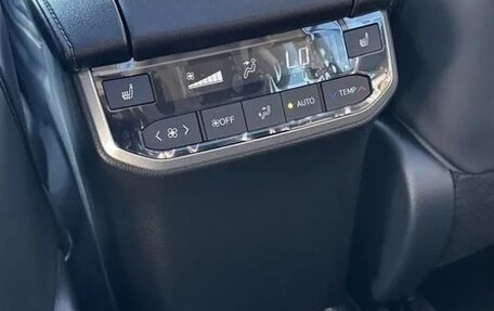 Toyota Highlander, 2025 год, 5 250 000 рублей, 25 фотография