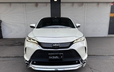Toyota Harrier, 2022 год, 2 150 000 рублей, 1 фотография