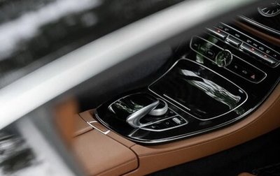 Mercedes-Benz E-Класс, 2018 год, 4 200 000 рублей, 1 фотография
