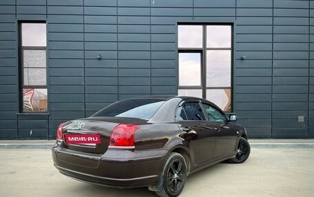Toyota Avensis III рестайлинг, 2004 год, 580 000 рублей, 5 фотография