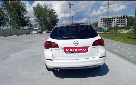 Opel Astra J, 2011 год, 700 000 рублей, 4 фотография