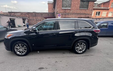 Toyota Highlander III, 2014 год, 2 900 000 рублей, 4 фотография
