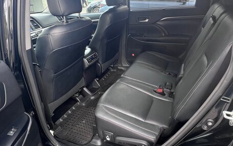 Toyota Highlander III, 2014 год, 2 900 000 рублей, 14 фотография