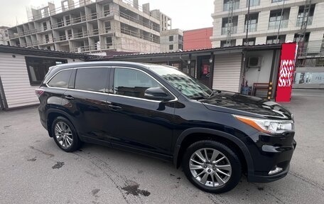 Toyota Highlander III, 2014 год, 2 900 000 рублей, 8 фотография