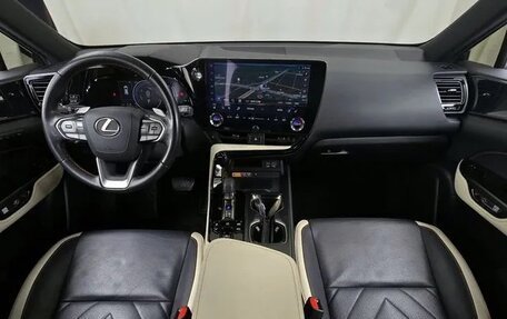Lexus NX, 2022 год, 3 933 000 рублей, 5 фотография