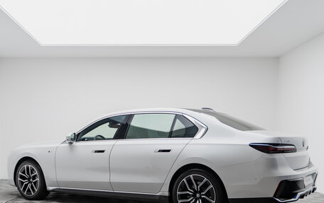 BMW 7 серия, 2024 год, 18 940 000 рублей, 7 фотография