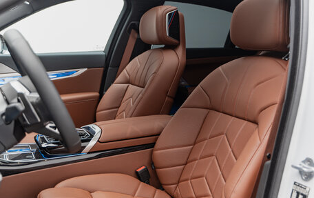 BMW 7 серия, 2024 год, 18 940 000 рублей, 19 фотография