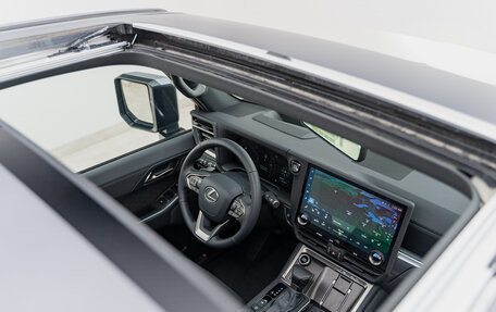 Lexus GX, 2024 год, 14 850 000 рублей, 33 фотография
