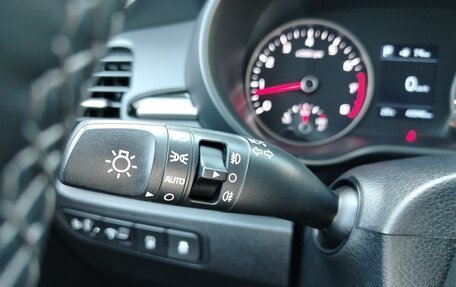 KIA Rio IV, 2020 год, 1 596 000 рублей, 8 фотография