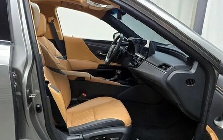 Lexus ES VII, 2022 год, 3 133 000 рублей, 8 фотография
