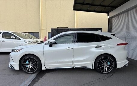 Toyota Harrier, 2022 год, 2 150 000 рублей, 9 фотография