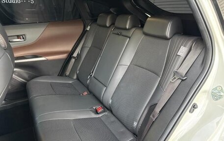Toyota Harrier, 2022 год, 2 150 000 рублей, 26 фотография