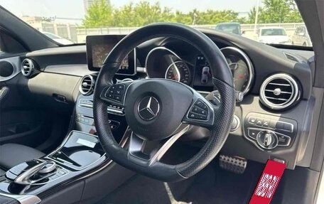 Mercedes-Benz C-Класс, 2018 год, 2 150 000 рублей, 15 фотография