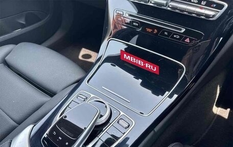 Mercedes-Benz C-Класс, 2018 год, 2 150 000 рублей, 24 фотография