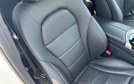 Mercedes-Benz C-Класс, 2018 год, 2 150 000 рублей, 19 фотография