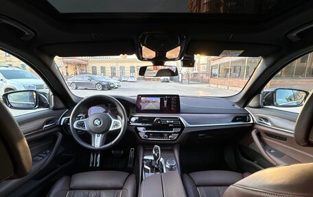 BMW 5 серия, 2020 год, 5 600 000 рублей, 16 фотография