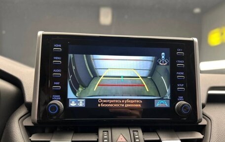 Toyota RAV4, 2021 год, 3 100 000 рублей, 13 фотография