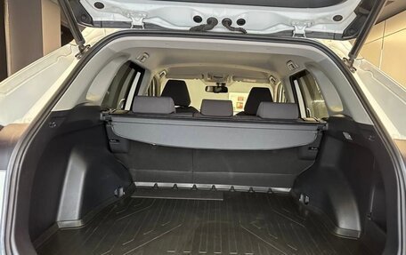 Toyota RAV4, 2021 год, 3 100 000 рублей, 19 фотография