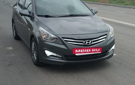 Hyundai Solaris II рестайлинг, 2015 год, 930 000 рублей, 7 фотография