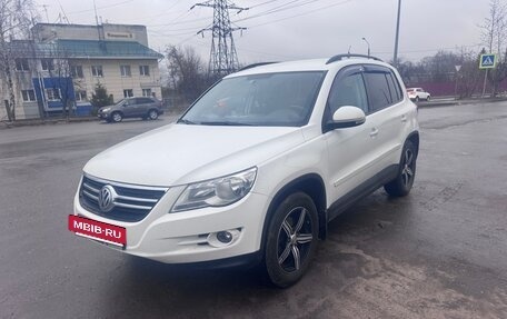 Volkswagen Tiguan I, 2010 год, 950 000 рублей, 3 фотография
