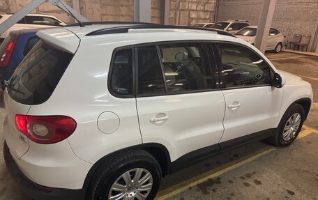 Volkswagen Tiguan I, 2010 год, 699 000 рублей, 6 фотография