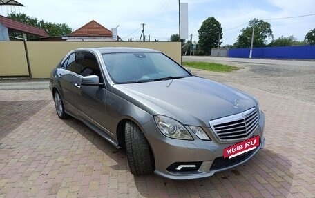 Mercedes-Benz E-Класс, 2010 год, 2 500 000 рублей, 2 фотография