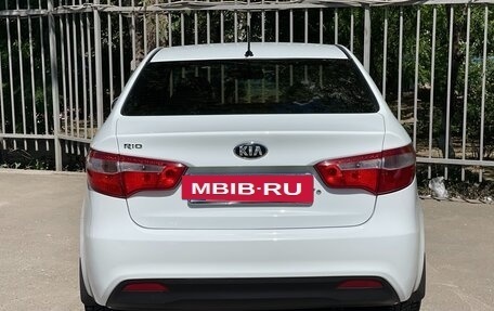 KIA Rio III рестайлинг, 2013 год, 675 000 рублей, 11 фотография
