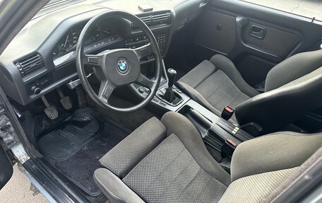 BMW 3 серия, 1983 год, 1 285 000 рублей, 9 фотография