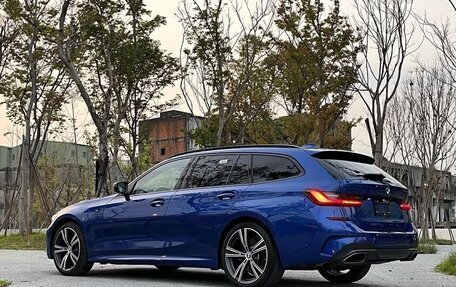BMW 3 серия, 2022 год, 5 610 000 рублей, 2 фотография