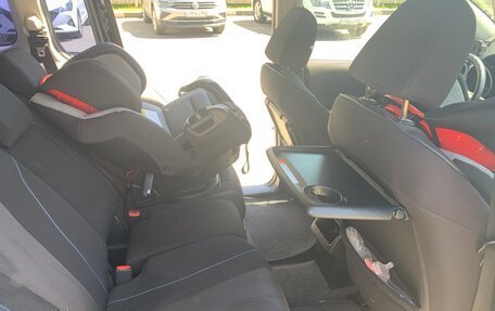 Mazda 5 II, 2010 год, 1 650 000 рублей, 2 фотография