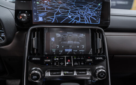 Lexus LX, 2024 год, 14 850 000 рублей, 13 фотография