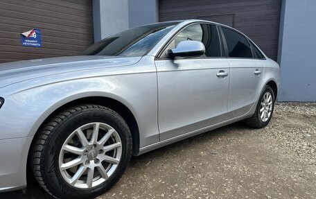 Audi A4, 2015 год, 1 290 000 рублей, 9 фотография