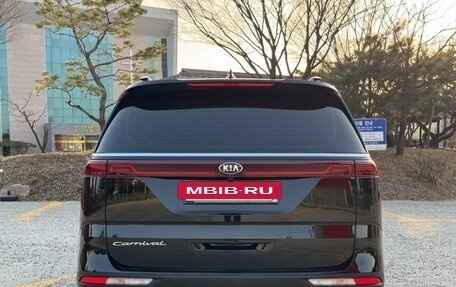 KIA Carnival, 2022 год, 3 050 000 рублей, 3 фотография