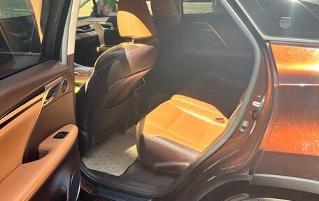 Lexus RX IV рестайлинг, 2017 год, 4 100 000 рублей, 8 фотография