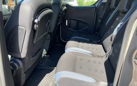 Citroen Berlingo II рестайлинг, 2011 год, 750 000 рублей, 10 фотография