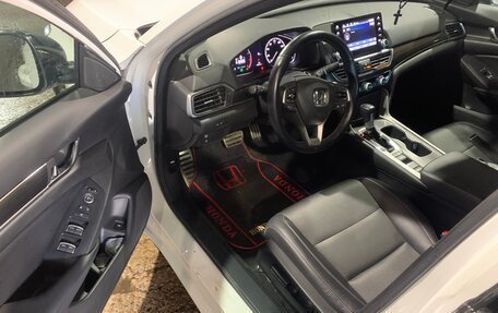 Honda Accord IX рестайлинг, 2021 год, 2 550 000 рублей, 5 фотография