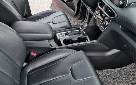 Hyundai Santa Fe IV, 2018 год, 2 950 000 рублей, 16 фотография