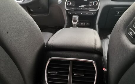 Hyundai Santa Fe IV, 2018 год, 2 950 000 рублей, 22 фотография